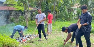 Wujudkan Suasana Bersih, Remaja LDII Banda Aceh Bersihkan Halaman Masjid Al-Mukmin