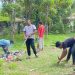 Wujudkan Suasana Bersih, Remaja LDII Banda Aceh Bersihkan Halaman Masjid Al-Mukmin